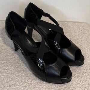 Dana Davis | Peep Toe Pumps - Lucia High-Heel